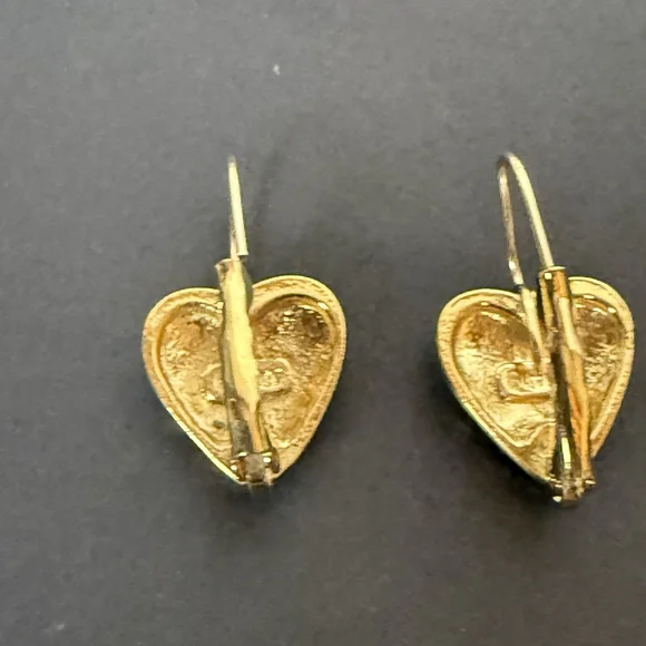 Vintage BUTLER Signed Heart-Shaped Rhinestone Earrings Gold Tone - Picture 6 of 11